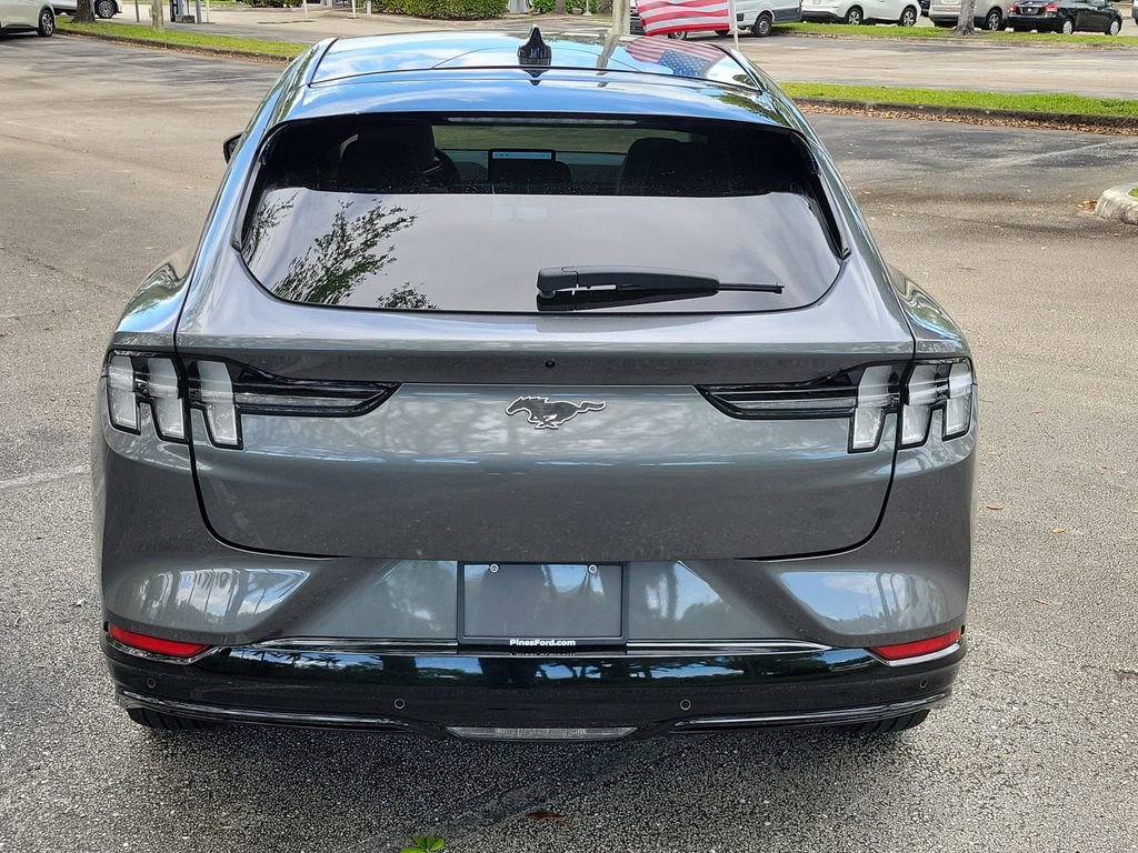 Used 2023 Ford Mustang Mach-E Premium image 6
