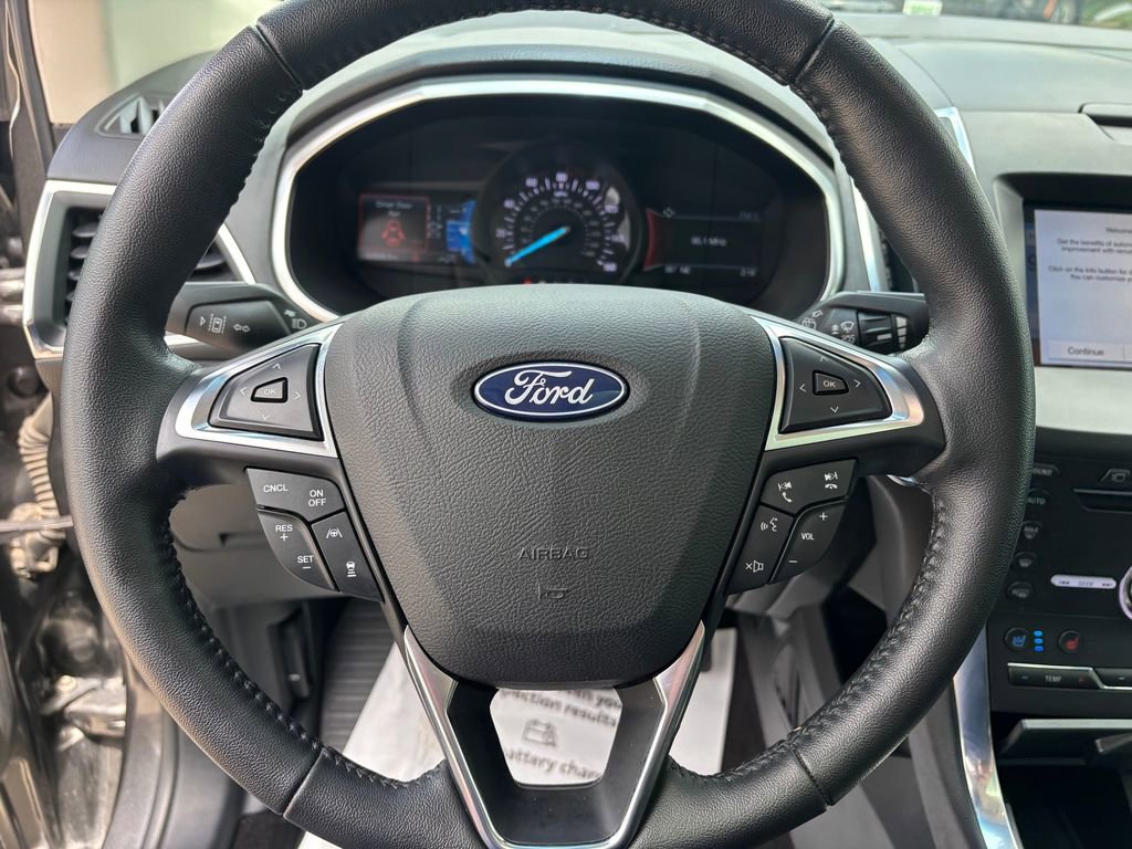 Used 2019 Ford Edge Titanium w/ Equipment Group 301A image 13