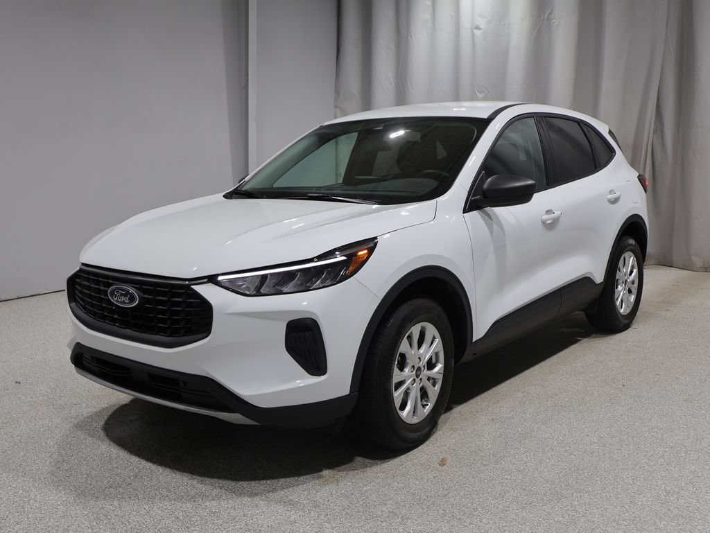 Used 2025 Ford Escape Active AWD/4WD image 7