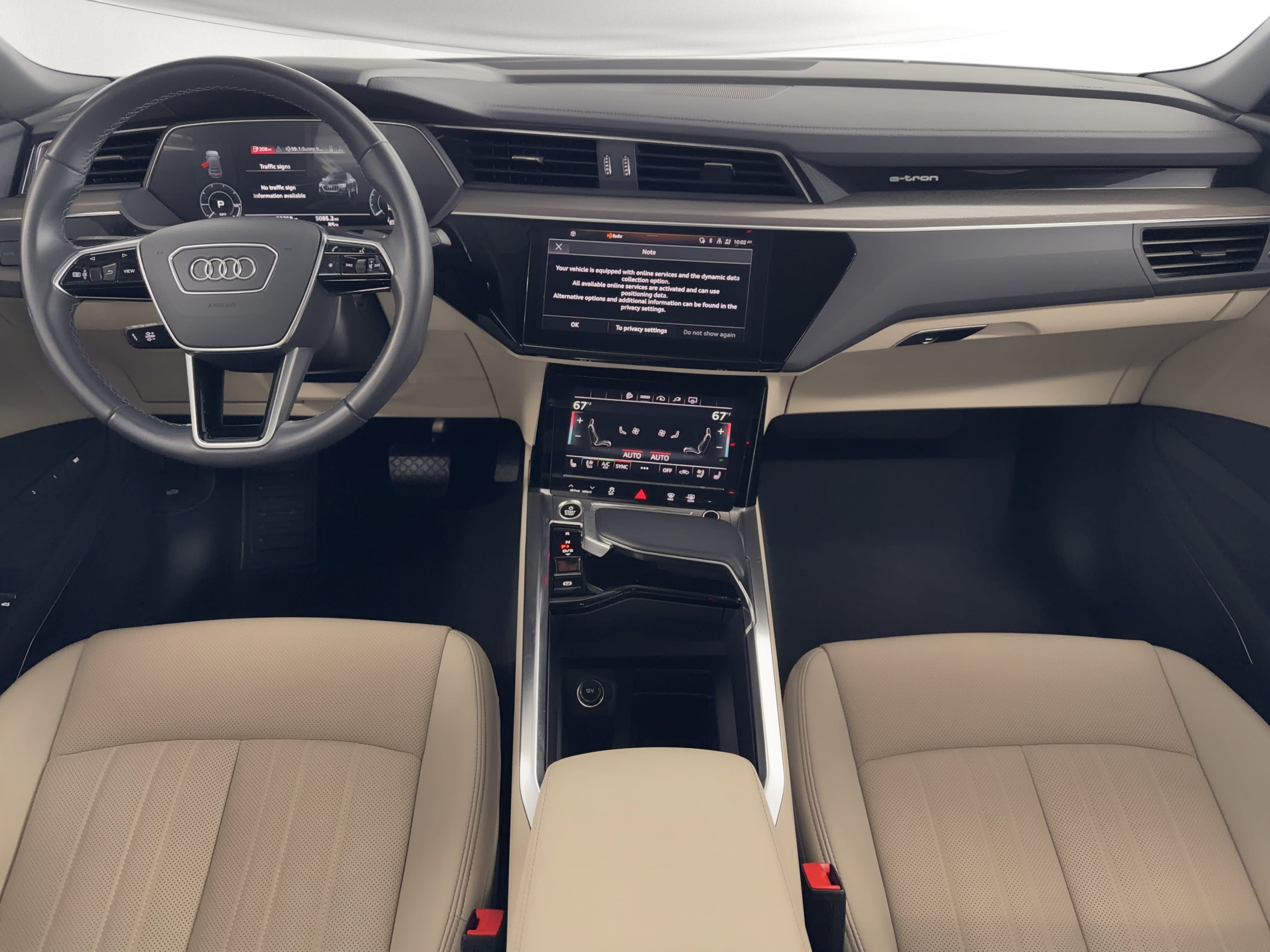 Certified 2023 Audi e-tron Premium Plus w/ Premium Plus Package AWD/4WD image 19