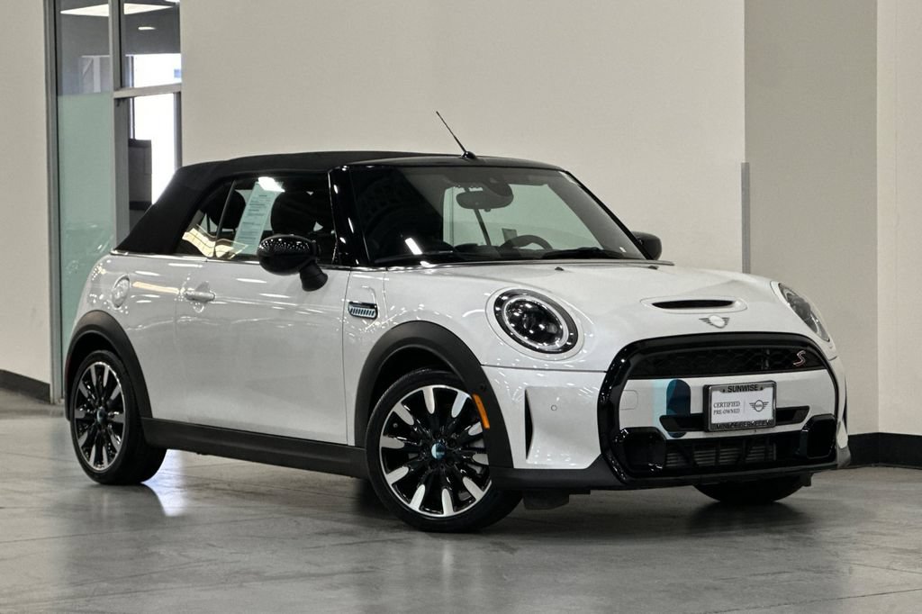 Certified 2024 MINI Cooper S w/ Seaside Edition FWD image 10