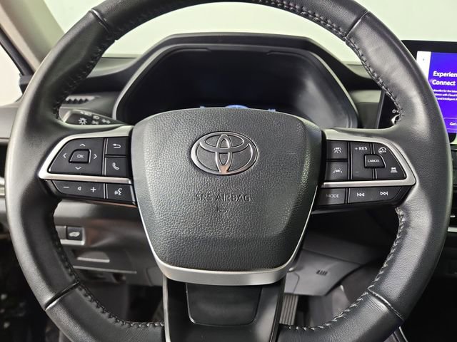 Used 2025 Toyota Grand Highlander AWD image 22