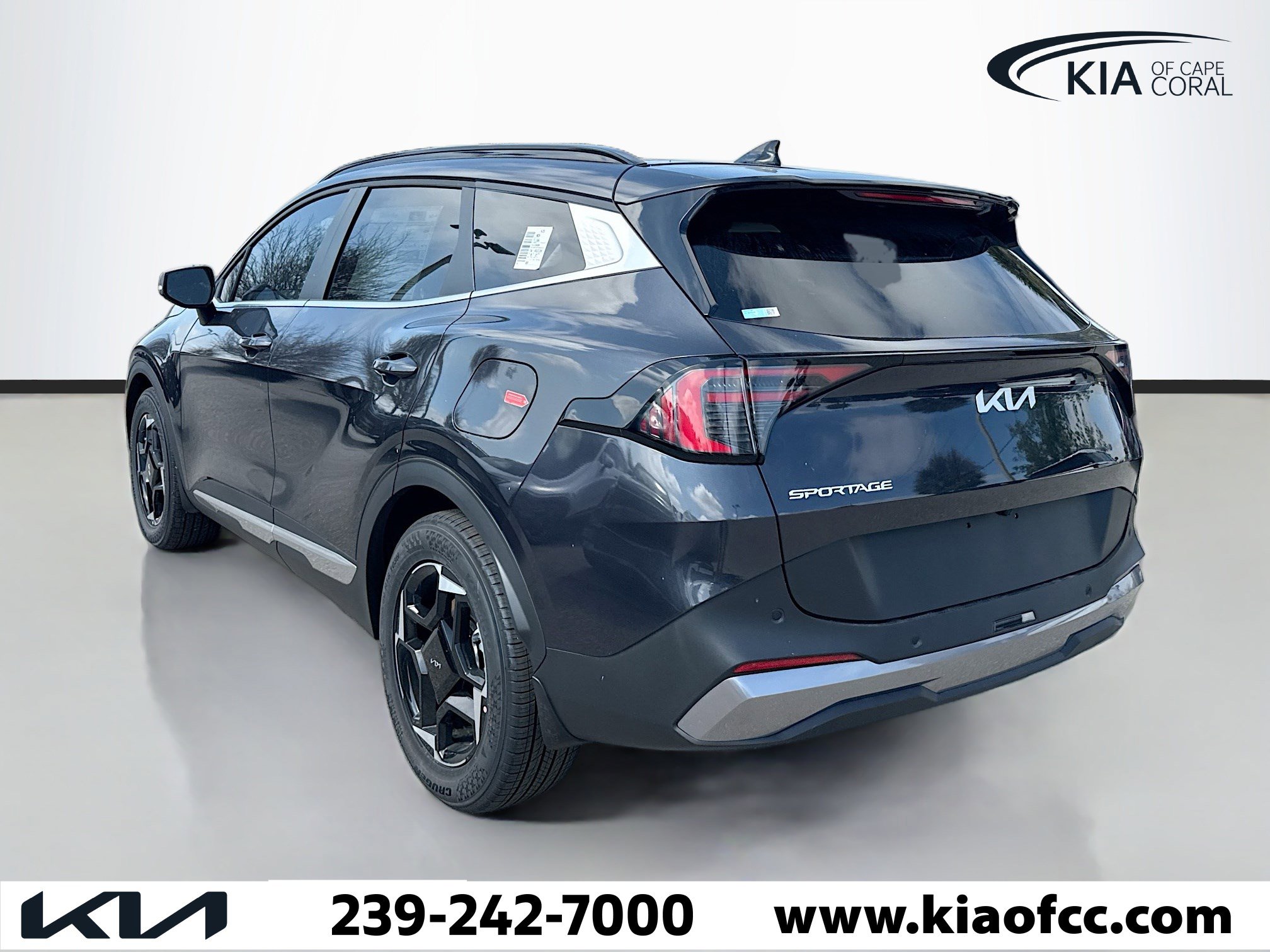 New 2026 Kia Sportage EX w/ EX Panorama Roof Package image 3