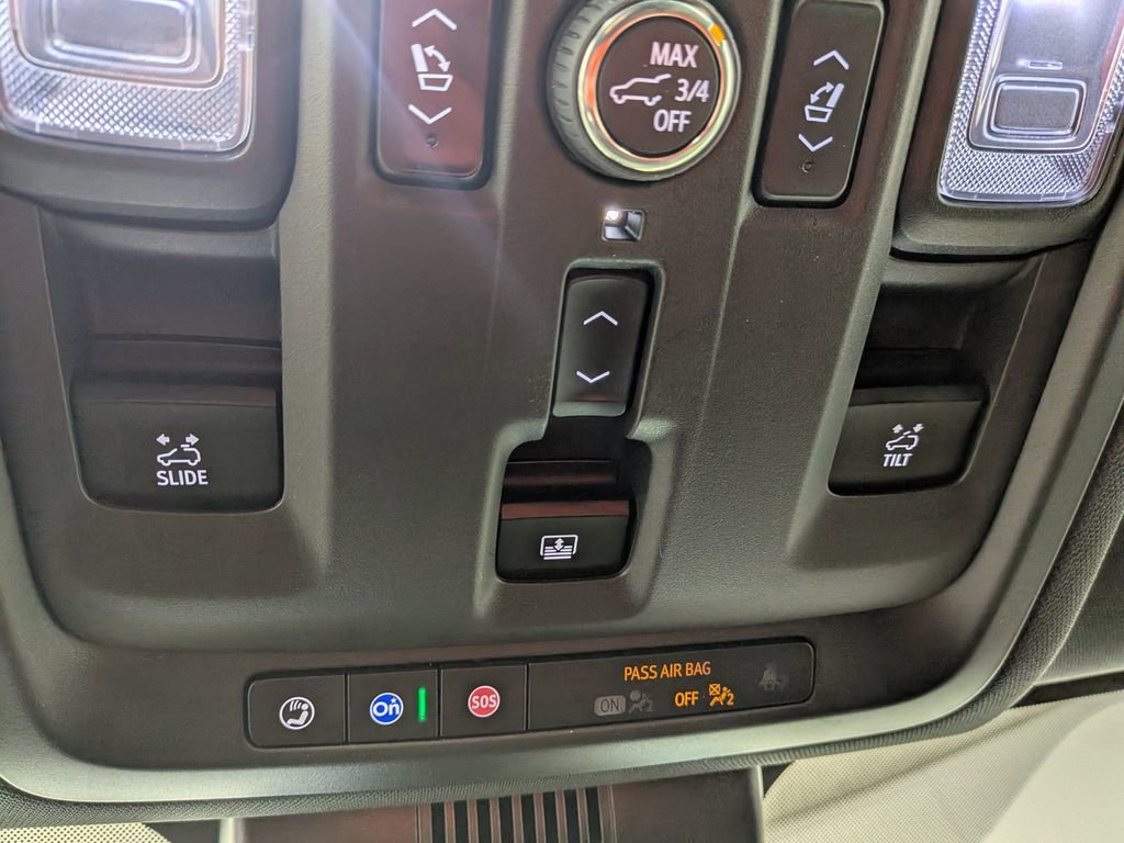 Certified 2024 Chevrolet Tahoe High Country w/ Advanced Technology Package image 35