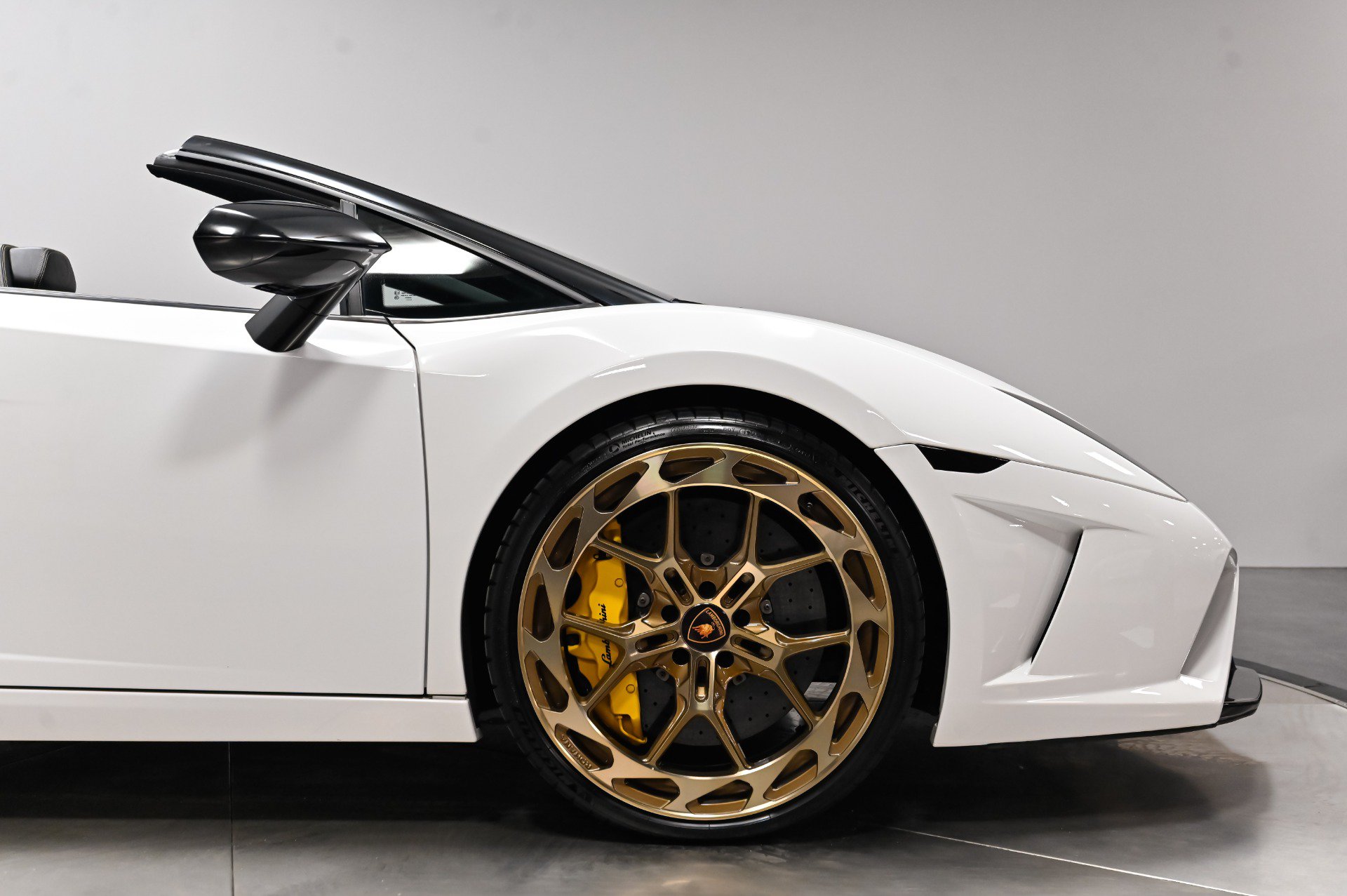 Used 2013 Lamborghini Gallardo LP 560-4 AWD/4WD image 19
