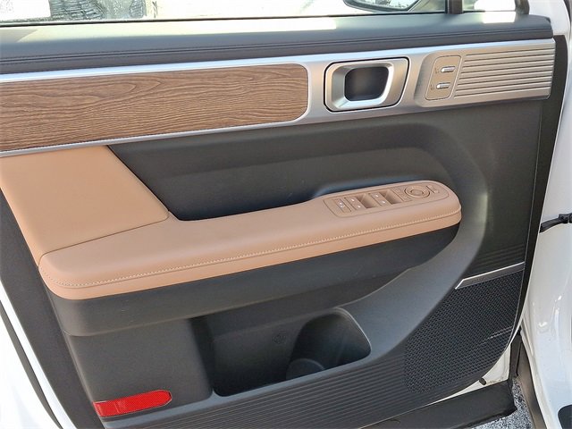 Used 2024 Hyundai Santa Fe Limited image 12