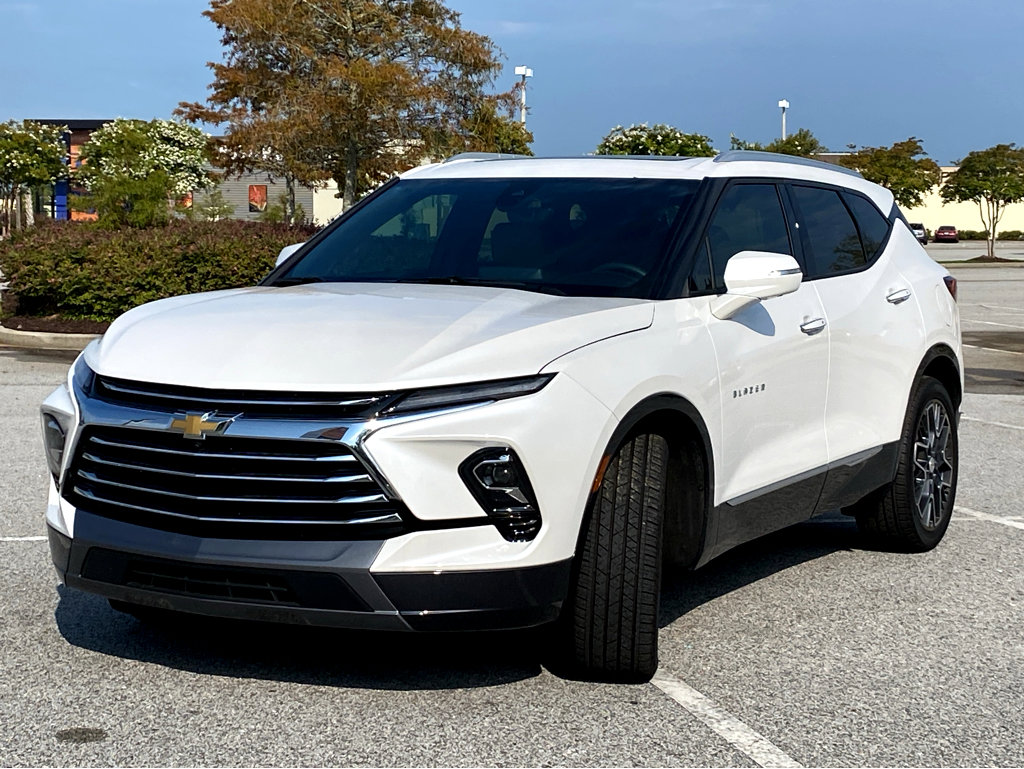 New 2024 Chevrolet Blazer Premier w/ Driver Confidence II Package image 3