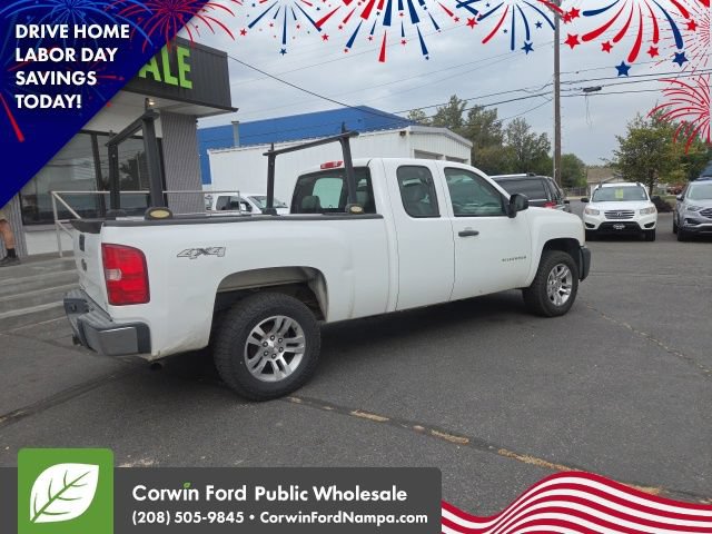 Used 2010 Chevrolet Silverado 1500 W/T AWD/4WD image 2