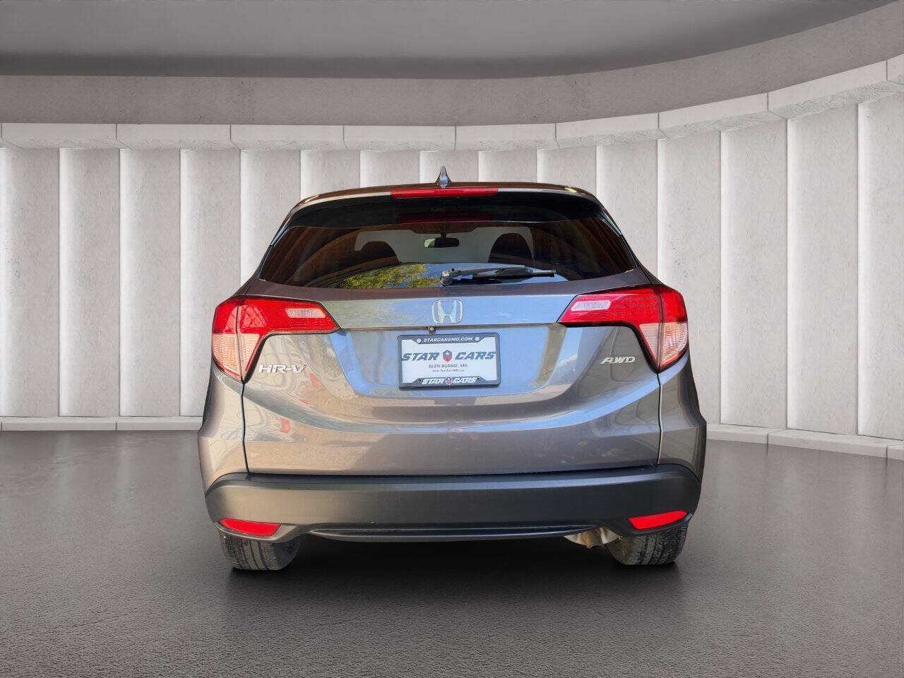 Used 2018 Honda HR-V EX image 4