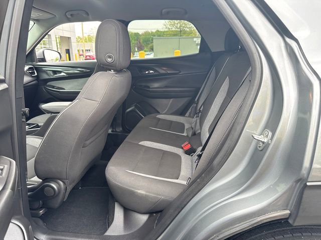 Used 2025 Chevrolet TrailBlazer LT AWD/4WD image 26