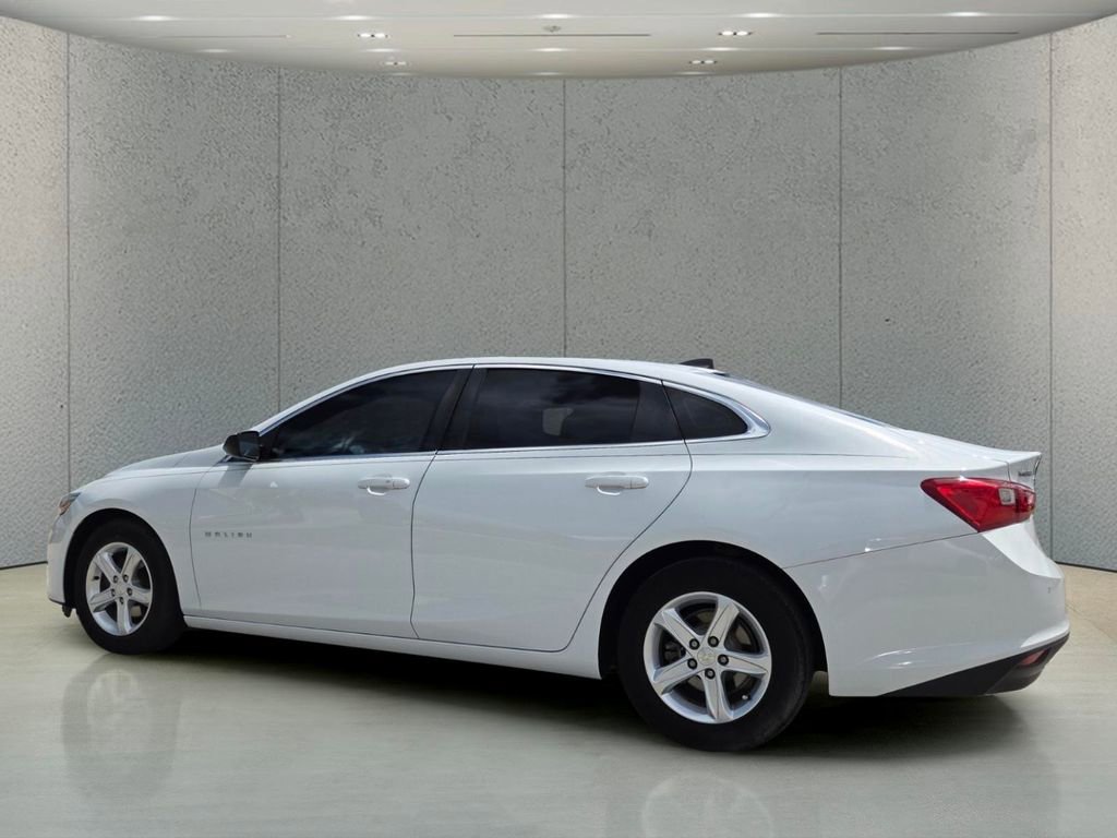 Used 2021 Chevrolet Malibu LS FWD image 5
