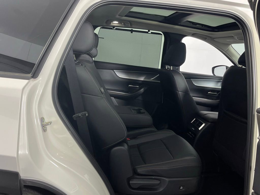 Used 2025 MAZDA CX-90 Plug-In Hybrid w/Premium Sport image 31