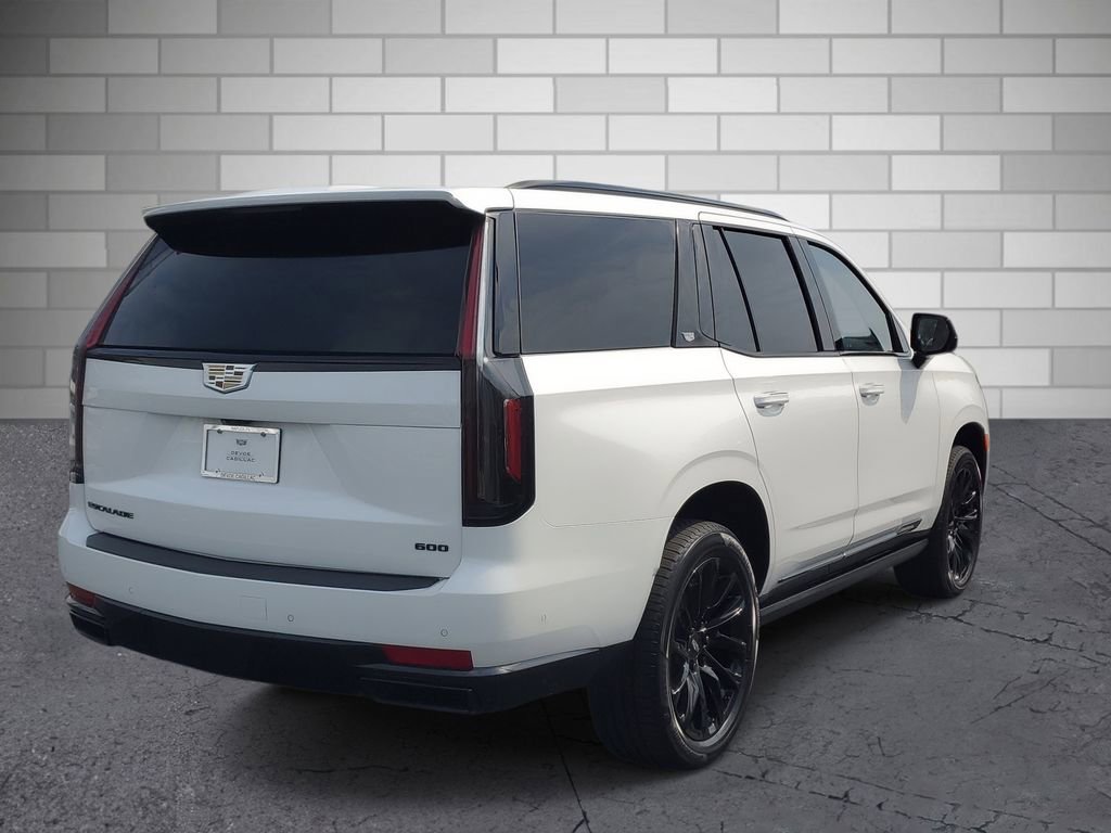 Used 2023 Cadillac Escalade Sport Platinum w/ LPO, ONYX Package image 5