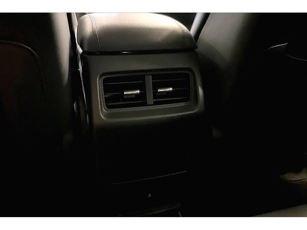 Used 2024 Ford Edge SEL AWD/4WD image 12