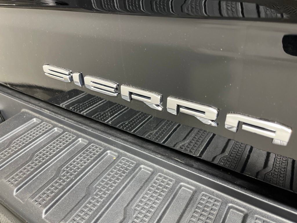 Used 2026 GMC Sierra 1500 Denali w/ Technology Package AWD/4WD image 12