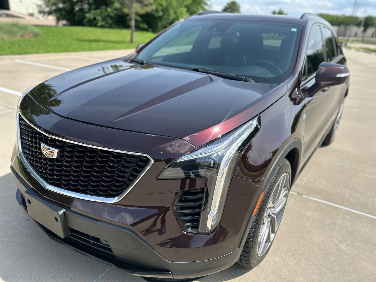 Used 2021 Cadillac XT4 Sport w/ Cold Weather Package FWD image 2