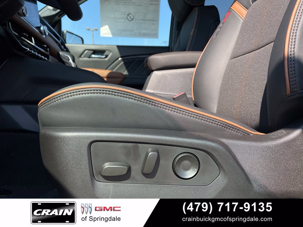 New 2026 GMC Canyon AT4 w/ Technology Plus Package AWD/4WD image 11