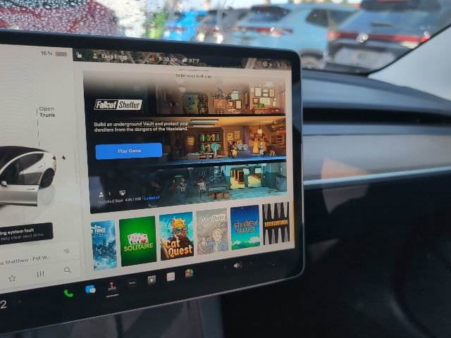 Used 2022 Tesla Model 3 Long Range image 16