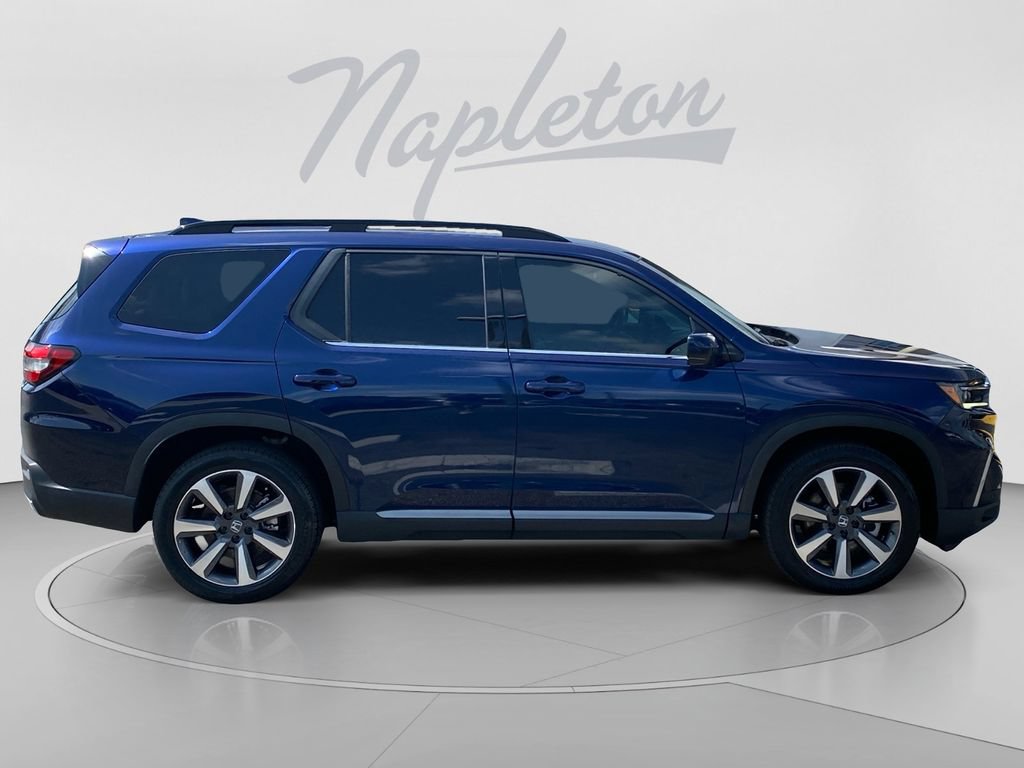 Used 2024 Honda Pilot Elite image 7