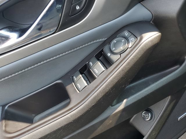 Used 2018 Chevrolet Traverse LT FWD image 23
