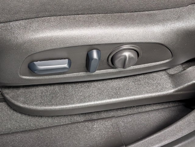 Certified 2024 Chevrolet Equinox LT AWD/4WD image 10