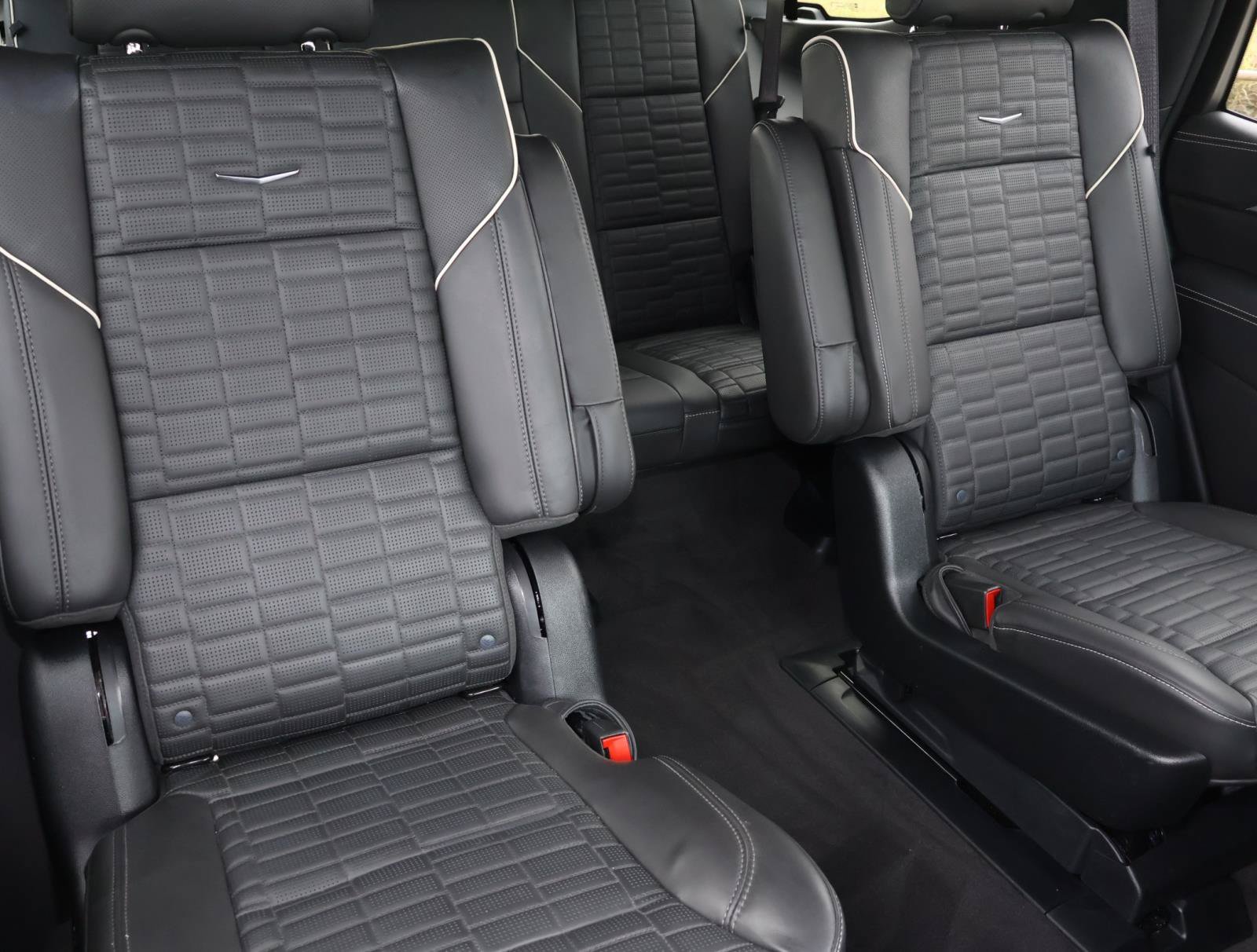Certified 2026 Cadillac Escalade Platinum Sport w/ LPO, Floor Liner Package RWD image 27