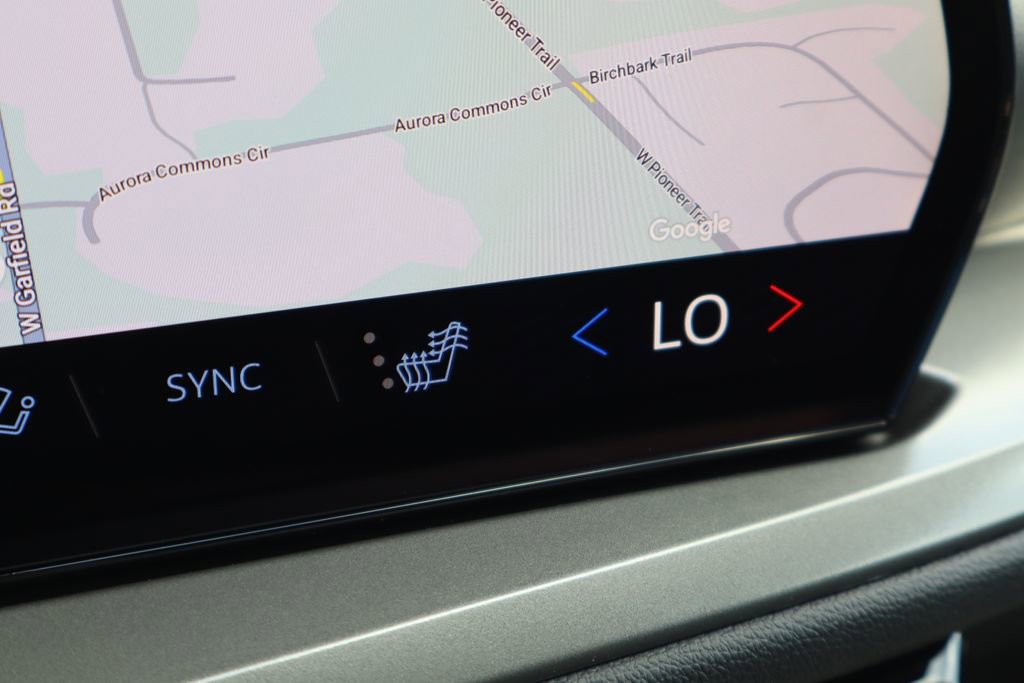 New 2026 Chevrolet Traverse LT FWD image 24