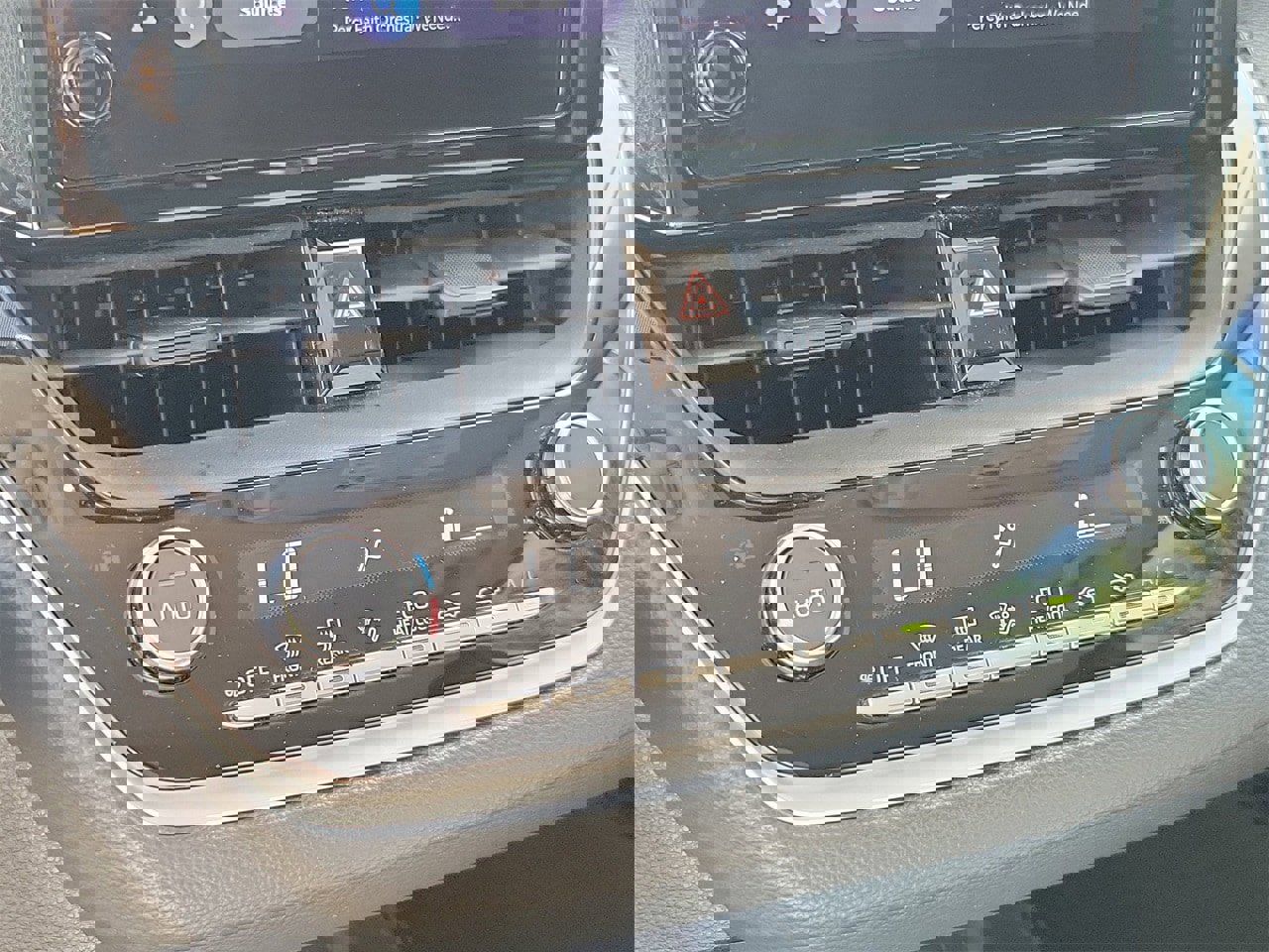 Used 2023 Toyota Corolla LE image 26