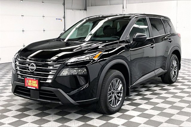 New 2026 Nissan Rogue S image 2