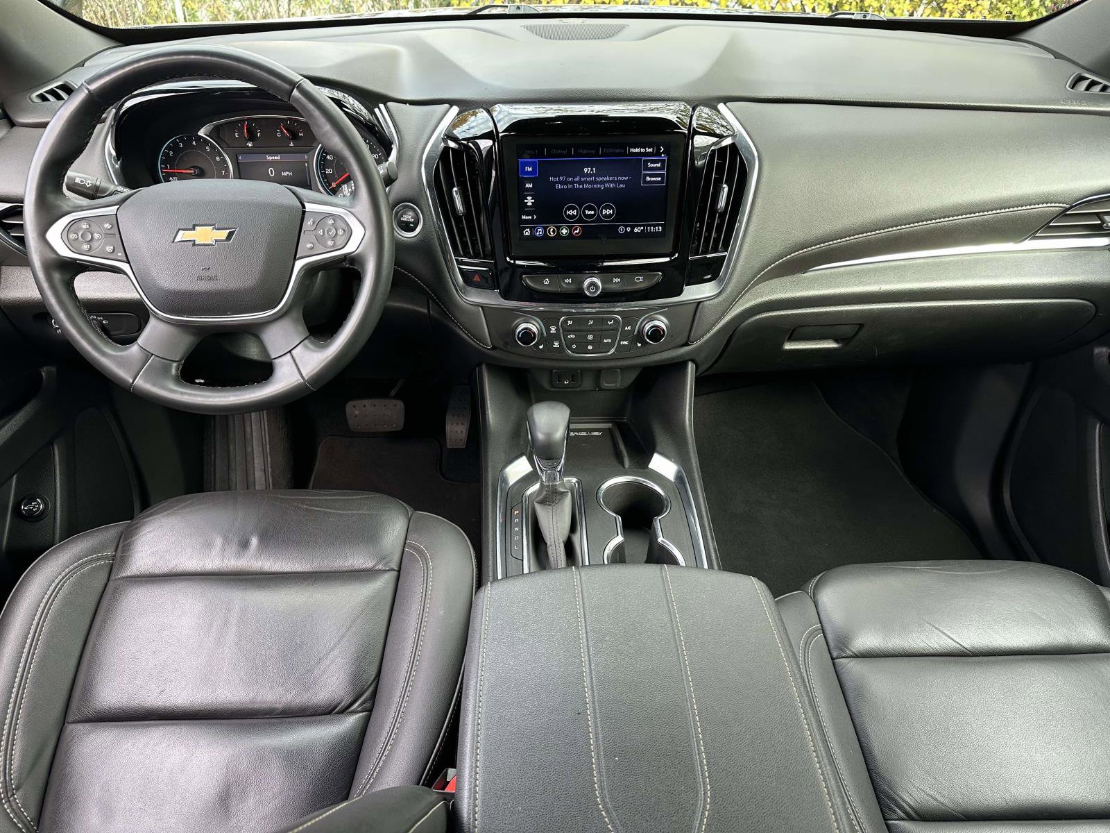 Used 2023 Chevrolet Traverse LT image 13