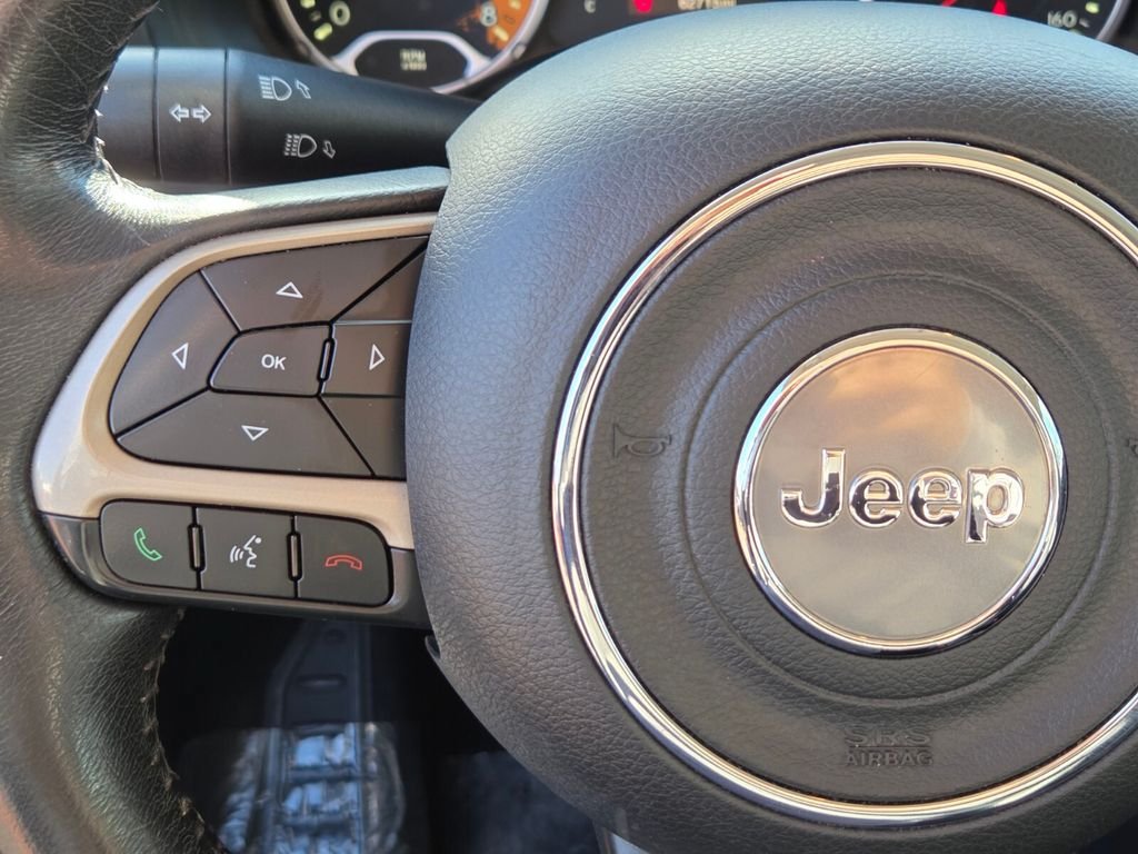 Used 2015 Jeep Renegade Latitude w/ Popular Equipment Group FWD image 25