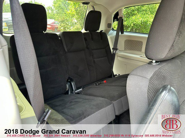 Used 2018 Dodge Grand Caravan SE w/ UConnect Hands-Free Group image 14