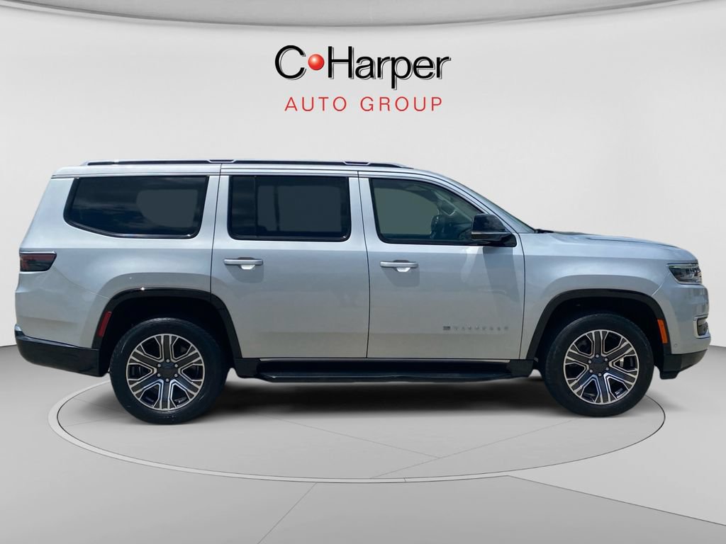 Used 2024 Jeep Wagoneer Series II AWD/4WD image 2