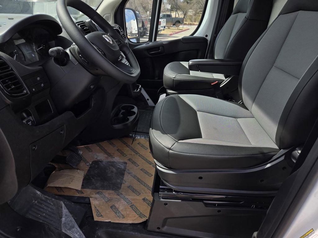 New 2025 RAM ProMaster 3500 w/ Roll-Up Rear Door Package image 18