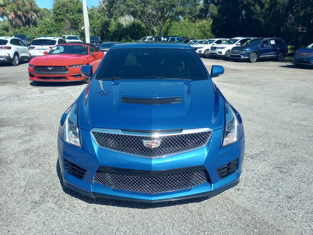Used 2017 Cadillac ATS V w/ Luxury Package RWD image 2