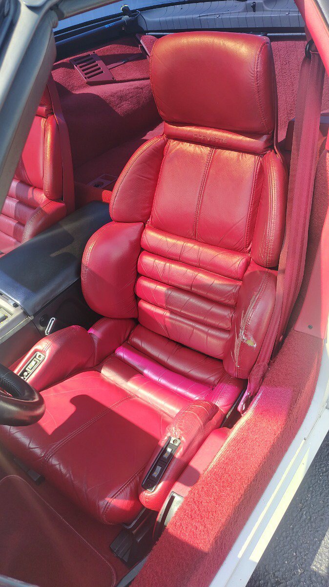 Used 1990 Chevrolet Corvette Coupe RWD image 22