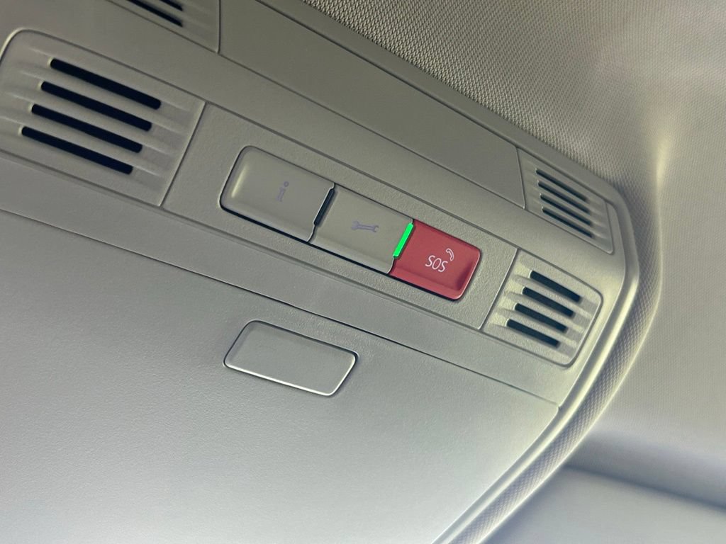 New 2026 Volkswagen Taos SE FWD image 51