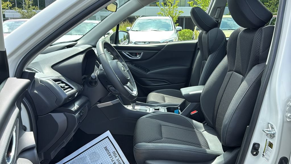 Certified 2023 Subaru Forester Premium AWD/4WD image 10