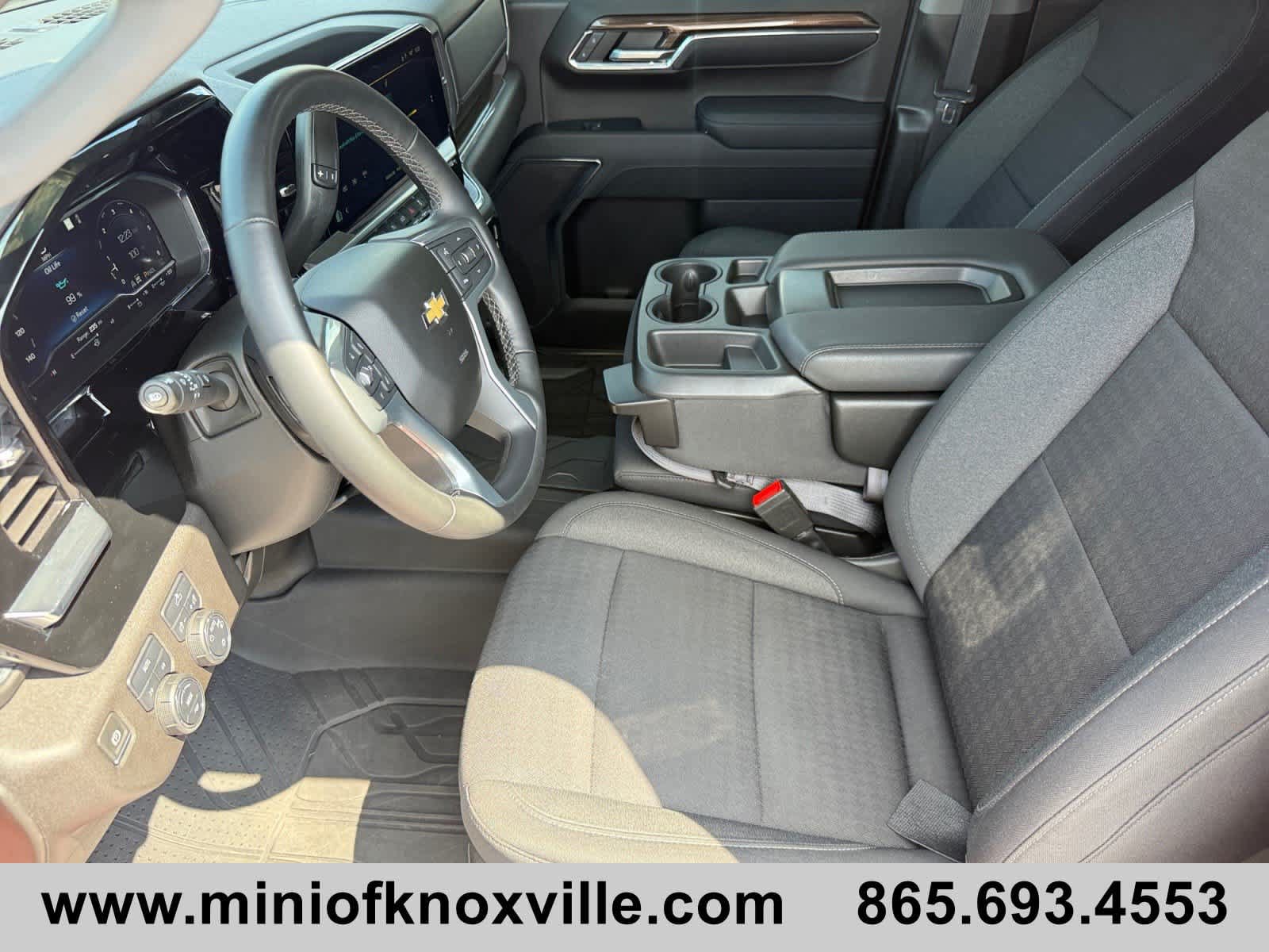 Used 2023 Chevrolet Silverado 1500 LT w/ Protection Package AWD/4WD image 14