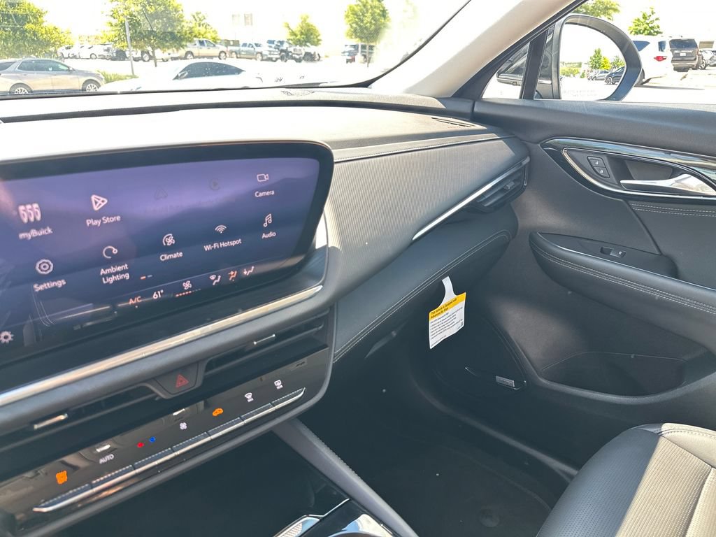 Used 2025 Buick Envision Preferred AWD/4WD image 23