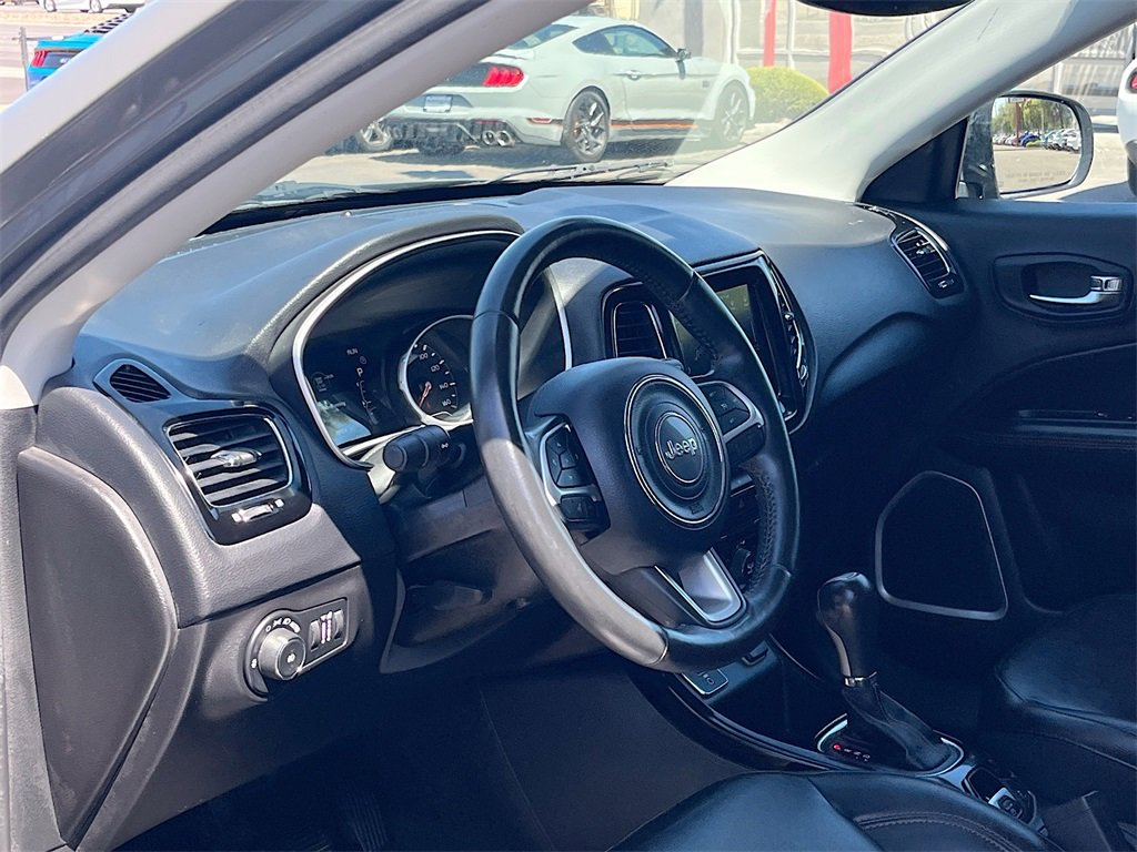 Used 2019 Jeep Compass Limited image 9