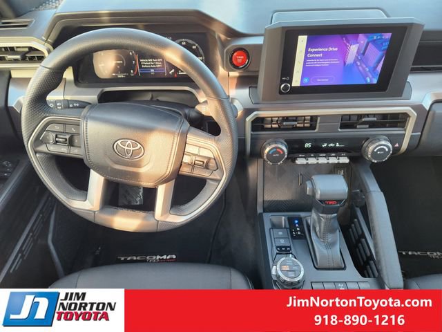 Used 2025 Toyota Tacoma TRD Off-Road image 27