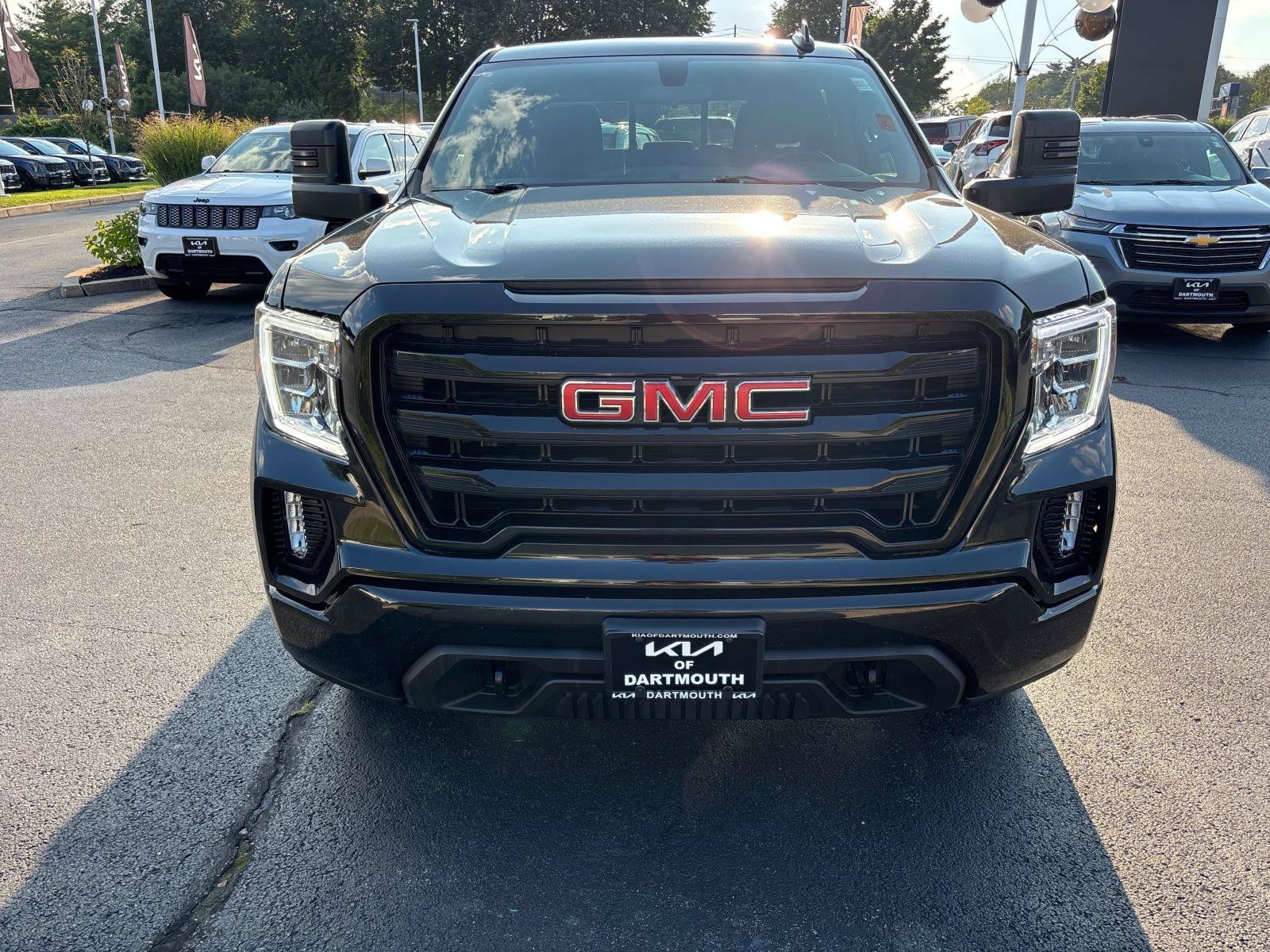 Used 2021 GMC Sierra 1500 Elevation w/ Preferred Package AWD/4WD image 2