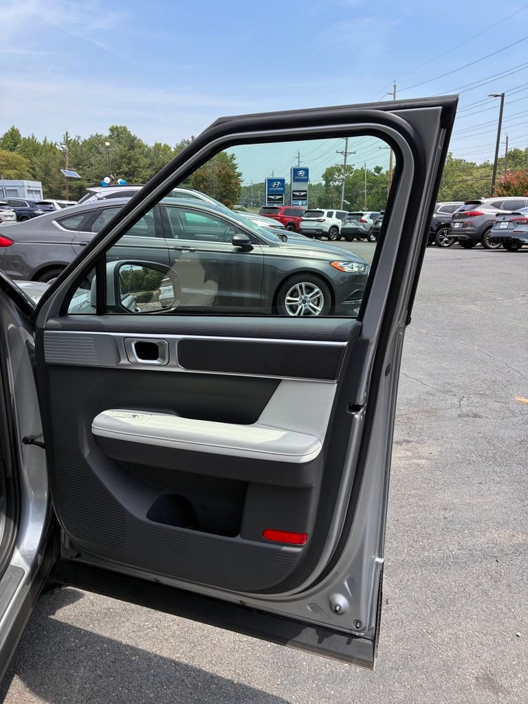 Used 2025 Hyundai Santa Fe SEL AWD/4WD image 47