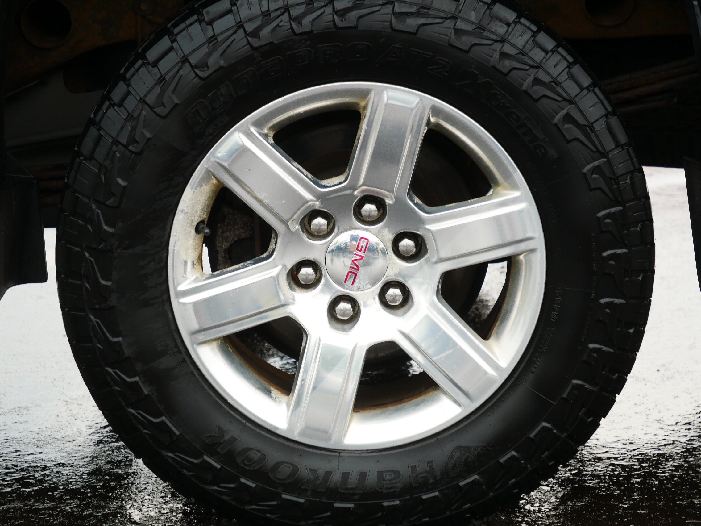 Used 2014 GMC Sierra 1500 SLT w/ SLT Preferred Package AWD/4WD image 9