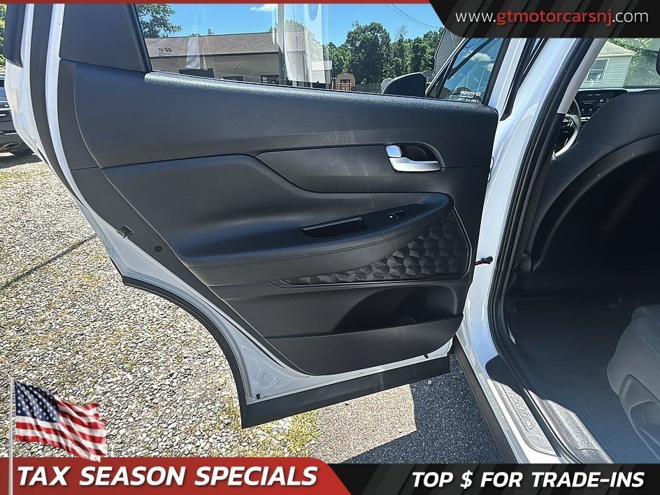 Used 2020 Hyundai Santa Fe SE AWD/4WD image 28