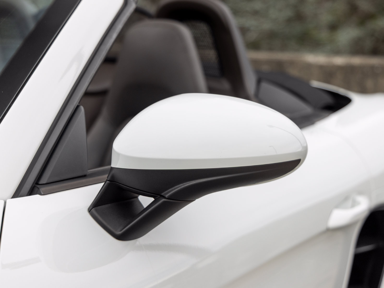 Certified 2017 Porsche 718 Boxster RWD image 18