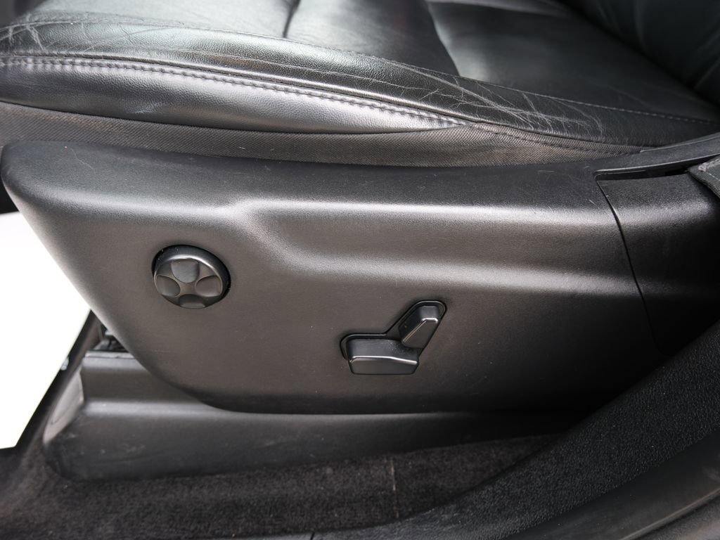 Used 2011 Jeep Grand Cherokee Laredo image 27