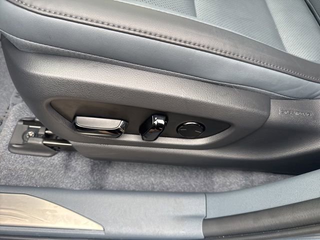 Certified 2025 Lexus RZ 450e 450e Premium w/ Technology Package image 14