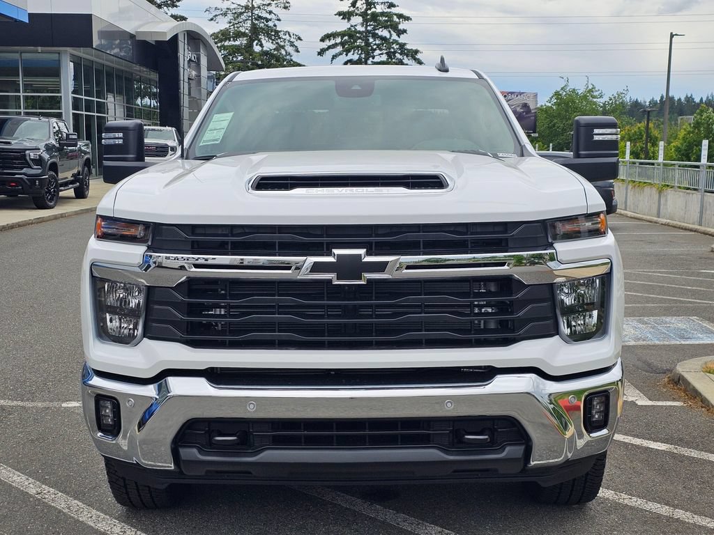 New 2026 Chevrolet Silverado 3500 LT w/ All Star Edition AWD/4WD image 8